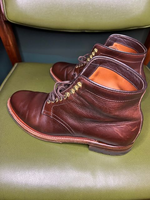 Photo by shoemageddon on November 4, 2024 of the Alden Plain Toe Boot in Horween Brown Chromexcel.