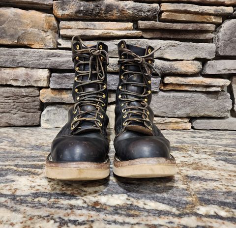 Photo by Leroy on March 6, 2024 of the Nicks x Zuriick Merriman in Horween Black Chromexcel.