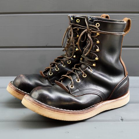 Photo by Leroy on April 4, 2024 of the Nicks x Zuriick Merriman in Horween Black Chromexcel.