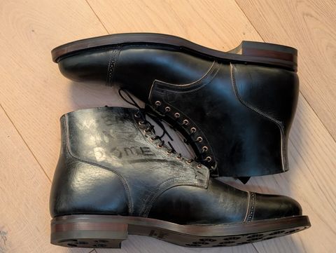 Photo by melloyello on November 2, 2024 of the Viberg Service Boot BCT in Horween Teacore Double Cordovan.