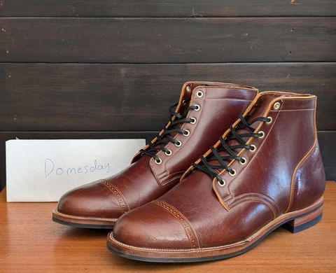 Photo by melloyello on October 5, 2024 of the Viberg Service Boot BCT in Shinki Color 4 Horsebutt.