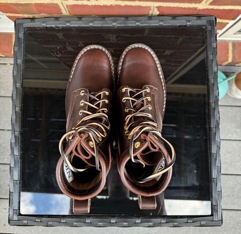 Photo by amcape on October 3, 2023 of the Nicks Robert in Horween Brown Chromexcel.