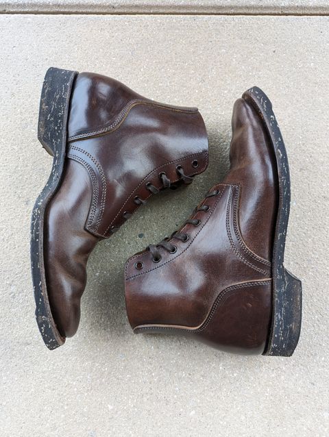 Photo by looking.down_ on November 1, 2022 of the Clinch Yeager Boots in Brown-Overdyed Horsebutt.