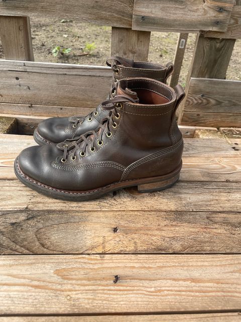 Photo by Mikejones100 on March 5, 2023 of the White's Unlisted Model in Horween Olive Waxed Flesh.