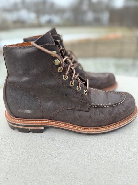Photo by DMSR64 on March 2, 2025 of the Grant Stone Brass Boot in C.F. Stead Earth Waxy Commander Suede.