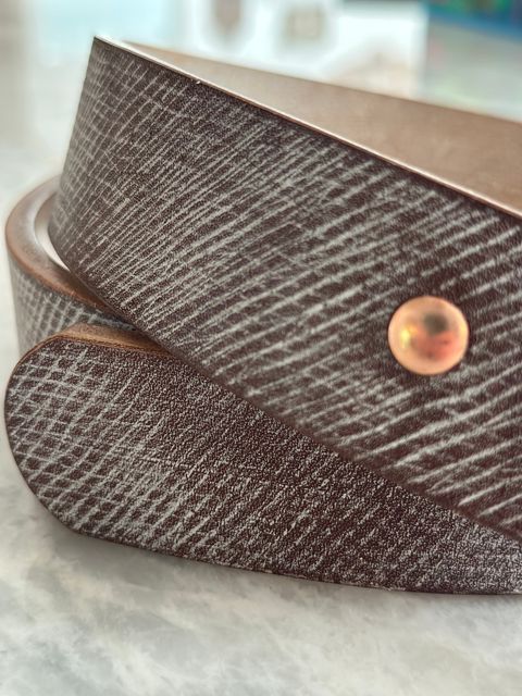 Photo by stitchdown on September 30, 2025 of the Titletown Goods Garrison Belt in J&FJ Baker Australian Nut Hatchgrain Bridle.