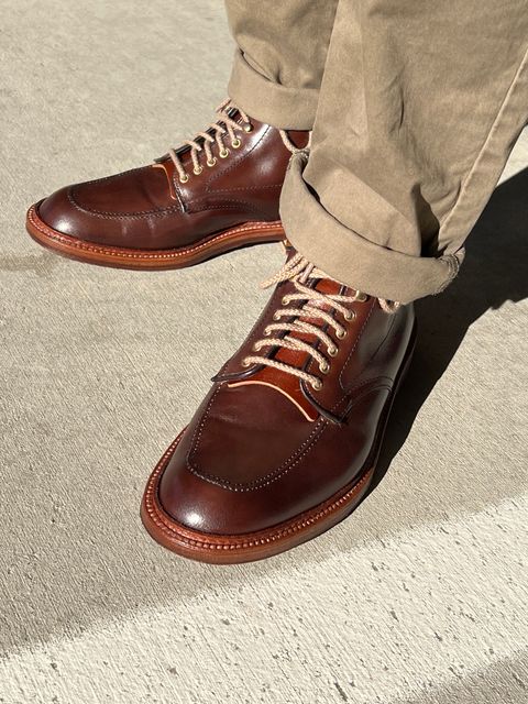 Photo by itsyaboisqueak on September 10, 2024 of the Alden Stitchdown ‘Otis’ Indy in Brown Calfskin.