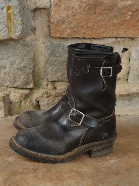 Photo by luutruc07 on January 4, 2023 of the Wesco Boss Engineer Boot in Unlisted Leather.
