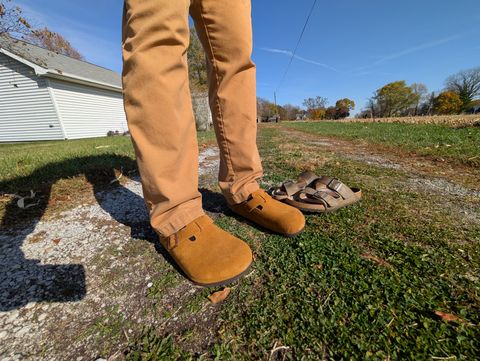 Photo by cross on November 3, 2024 of the Birkenstock Boston in Mink Suede.