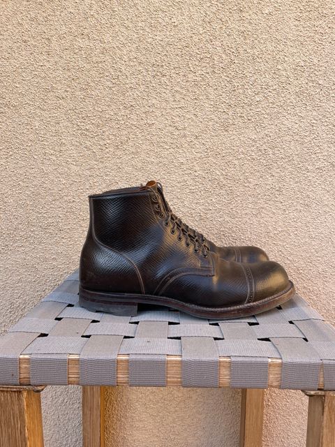 Photo by inthosejawnz on January 5, 2025 of the Viberg Service Boot BCT in Horween Cognac Shell Boxboard.