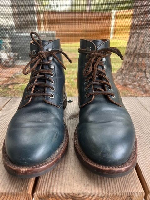 Photo by almalik1226 on December 5, 2023 of the Grant Stone Diesel Boot in Horween Navy Chromexcel.