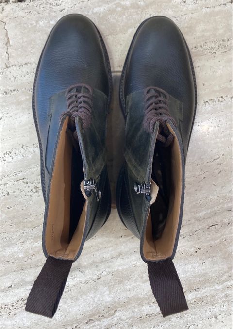 Photo by dberrios on November 5, 2022 of the John Lobb Unlisted Model in Unlisted Leather.