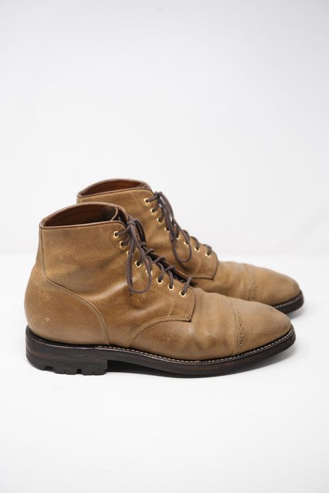 Photo by ccasenhiser on February 3, 2025 of the Grant Stone Garrison Boot in C.F. Stead Natural Waxy Commander Suede.