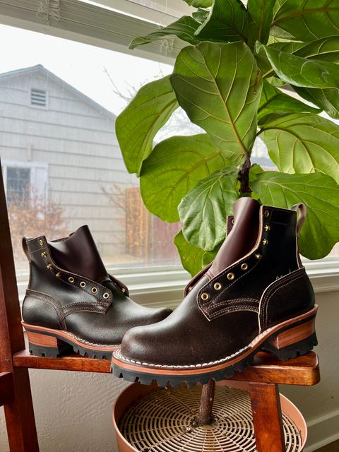 Photo by kase on March 11, 2024 of the Nicks Urban Logger in Horween Brown Waxed Flesh.