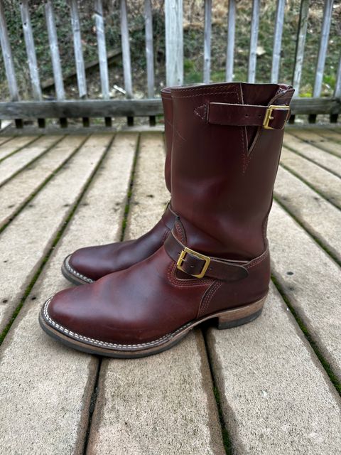 Photo by twg7 on February 1, 2023 of the Wesco Mister Lou in Horween Umber Chromexcel.