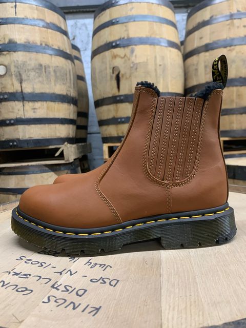 Photo by graceayano on October 3, 2022 of the Dr. Martens 2976 DM's Wintergrip Chelsea Boots in Tan Blizzard WP.