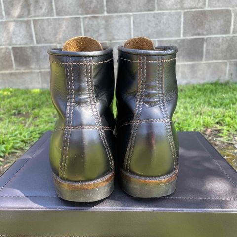 Photo by Ender on April 1, 2023 of the Red Wing Beckman Flatbox in S.B. Foot Black Klondike.