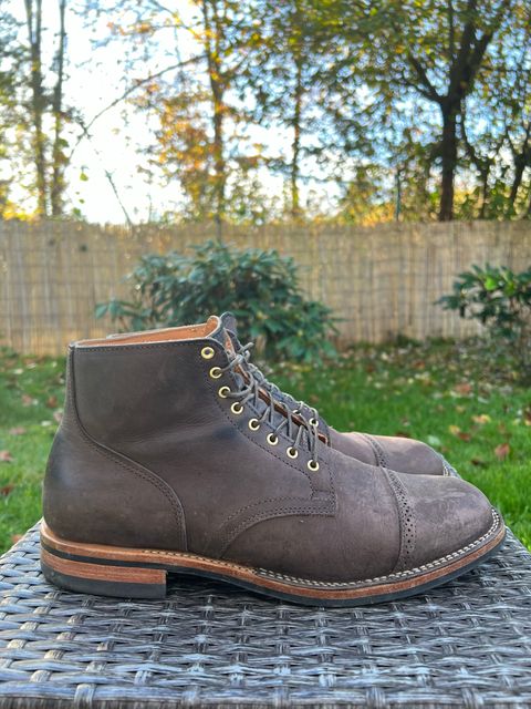 Photo by Marcel_K on November 2, 2022 of the Viberg Service Boot BCT in Maryam 1071 Port Vitello Calf Nubuck.