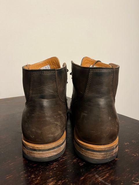 Photo by Marcel_K on February 3, 2023 of the Viberg Service Boot BCT in Maryam 1071 Port Vitello Calf Nubuck.