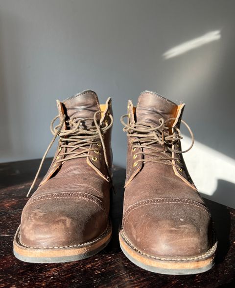 Photo by Marcel_K on March 4, 2023 of the Viberg Service Boot BCT in Maryam 1071 Port Vitello Calf Nubuck.