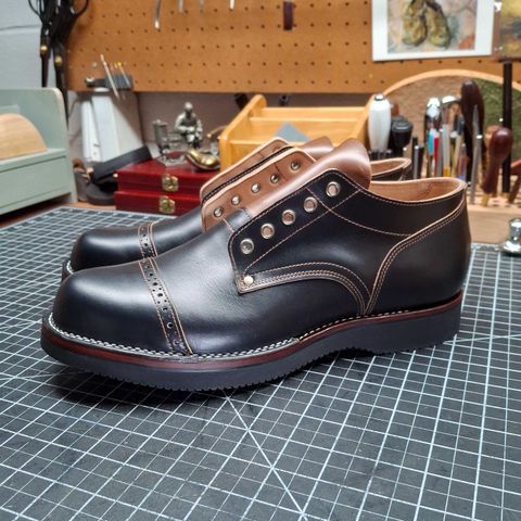 Photo by austinrylees on August 12, 2025 of the New River Boot Quade in Horween Horse Front Strips.