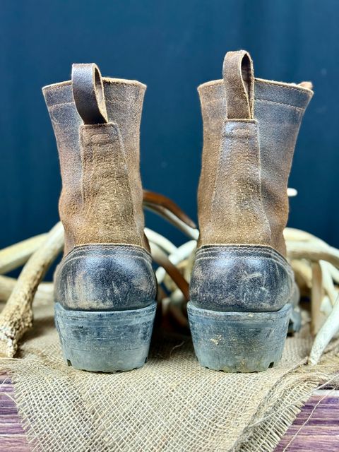 Photo by DocLineman on May 4, 2025 of the Nicks x Rose Anvil ND3 in Horween Brown Waxed Flesh & Seidel 1964 Brown.