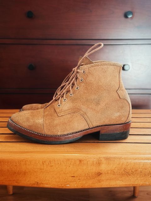 Photo by old_walrus on November 2, 2025 of the Mora Son Shoes De Brazza in Indonesian CH Dark Havana - Roughout.