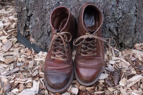 Photo by patinalfather on February 3, 2023 of the John Lofgren Combat Boots in Shinki Wabi-Sabi Horsebutt.