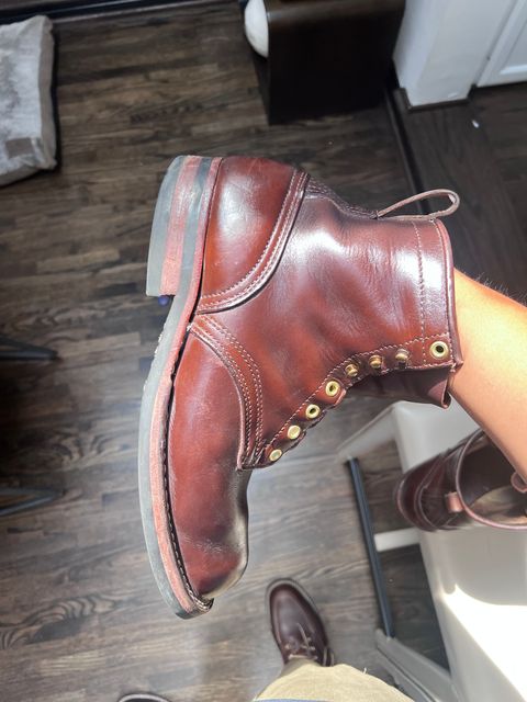 Photo by Snailchang on July 9, 2024 of the Nicks Falcon in Horween Brown Chromexcel.