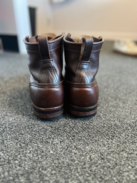 Photo by Snailchang on October 18, 2024 of the Nicks Falcon in Horween Brown Chromexcel.