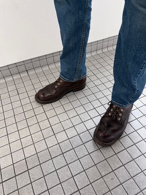 Photo by Snailchang on November 12, 2024 of the Nicks Falcon in Horween Brown Chromexcel.