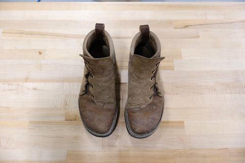 Photo by henrysun on April 4, 2023 of the Paris Sun Unlisted Model in C.F. Stead Autumn Spice Waxed Kudu.