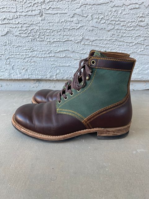 Photo by udi on December 4, 2024 of the Akito Trooper Boots in Veg-tanned, Vintage Brown Hand Finished/12oz Army Green Duck Canvas.