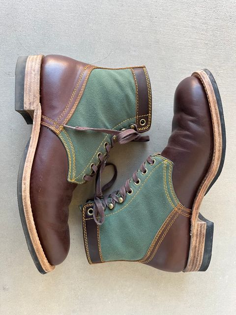 Photo by udi on December 4, 2024 of the Akito Trooper Boots in Veg-tanned, Vintage Brown Hand Finished/12oz Army Green Duck Canvas.