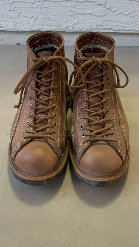 Photo by udi on March 6, 2025 of the Thorogood 1892 Portage in Horween Natural Chromexcel.