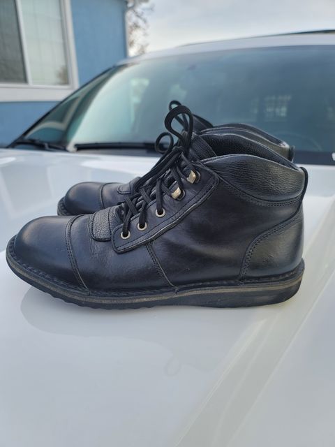 Photo by phsanford on January 4, 2023 of the Jim Green African Ranger in Black Full Grain.