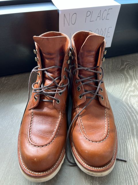 Photo by Jester_AU on November 3, 2022 of the Grant Stone Brass Boot in Badalassi Carlo Saddle Tan Minerva.