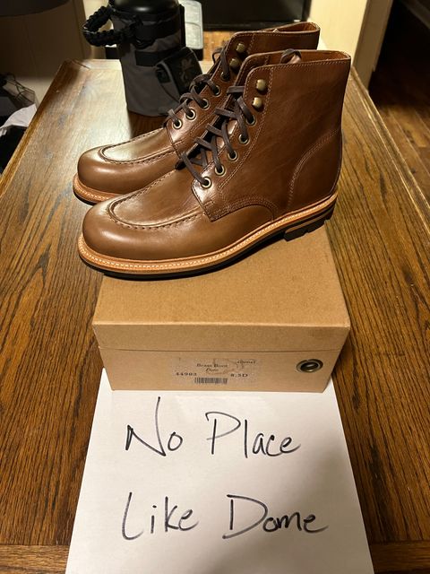 Photo by thepugilist on November 4, 2022 of the Grant Stone Brass Boot in Horween Dune Chromexcel.