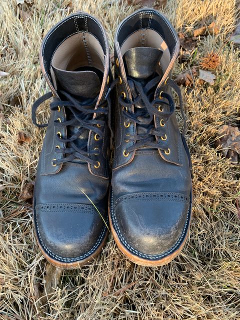 Photo by baltbootguy on January 1, 2023 of the Iron Boots Unlisted Model in Maryam Black Hand-Dyed Horsehide.
