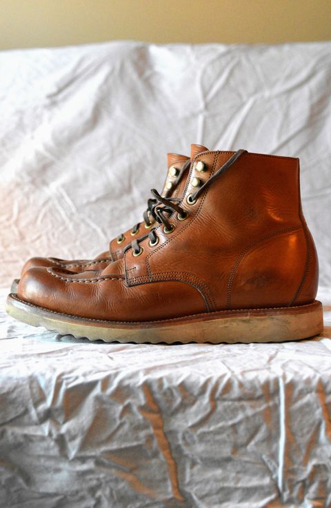Photo by SKopp on November 5, 2023 of the Grant Stone Brass Boot in Badalassi Carlo Saddle Tan Minerva.