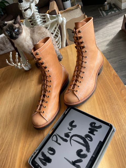 Photo by PatinaTechnodrome on November 1, 2022 of the Flame Panda Monkey Boot in Maryam Natural Horsebutt.