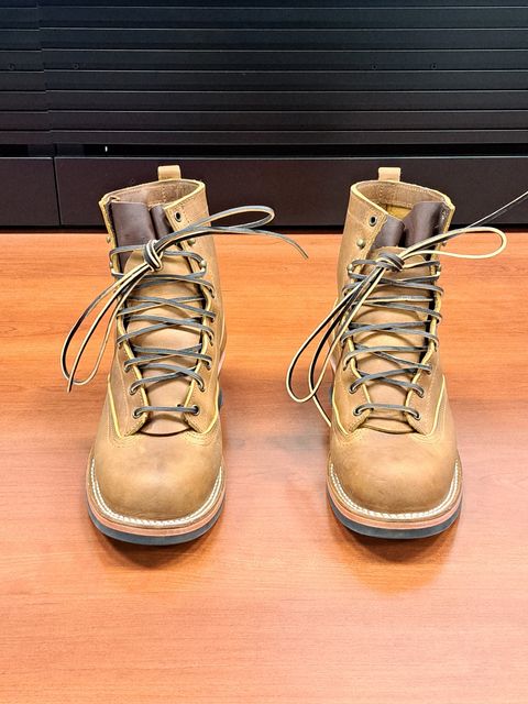 Photo by jdog21 on October 4, 2022 of the Nicks Lace To Toe in Horween Orange Predator.