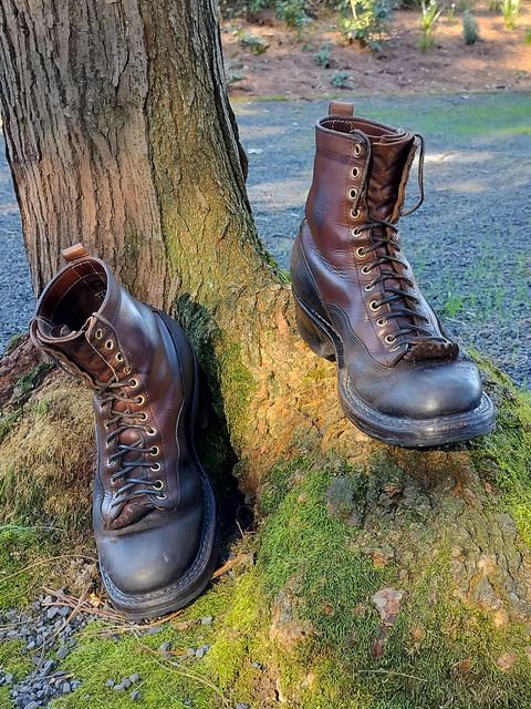 Photo by a1moyer on April 1, 2024 of the White's x Division Road LTT Logger 375 in Horween Black Waxed Flesh & Horween Natural Chromexcel.