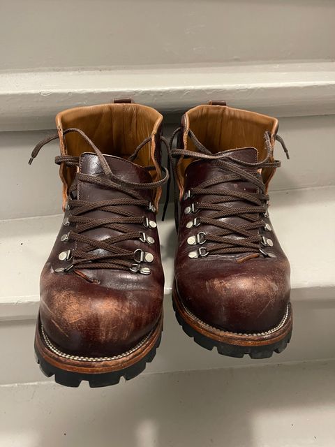 Photo by martining on January 5, 2024 of the Renav HKB - 2415 in Shinki Burgundy Oiled Horsebutt.