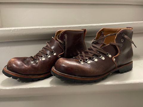 Photo by martining on January 5, 2024 of the Renav HKB - 2415 in Shinki Burgundy Oiled Horsebutt.