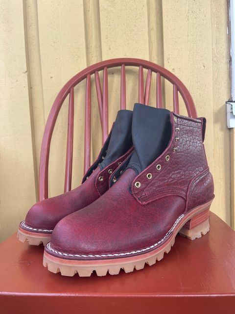 Photo by martining on October 1, 2024 of the Nicks MTO in Law Tanning Oxblood Smooth Shruken Bison.