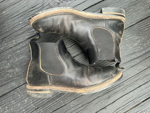 Photo by GeneParmPrivateEye on April 1, 2024 of the John Lofgren Chelsea Boots in Horween Black Chromexcel.