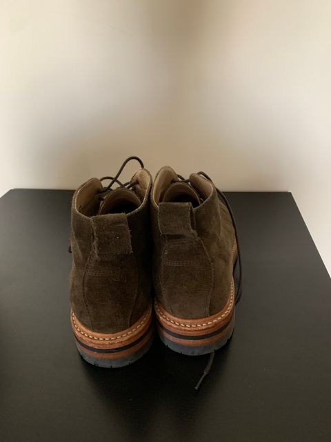Photo by natjow on November 5, 2022 of the Taylor Stitch Unlisted Model in Olive Suede.