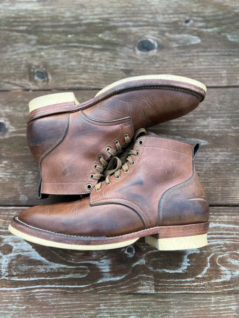Photo by Rivera on March 5, 2023 of the Monroe Unlisted Model in Horween Natural Chromexcel.