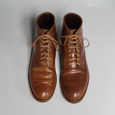 Photo by manowar on December 6, 2023 of the Allen Edmonds Higgins Mill in Horween Natural Shell Cordovan.